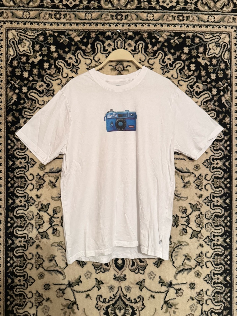 Levi’s Silvertab t shirt